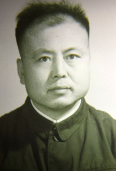 王锡富