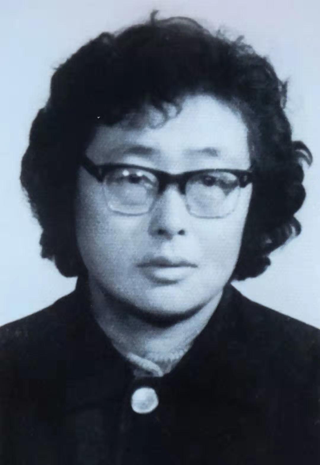崔秀英