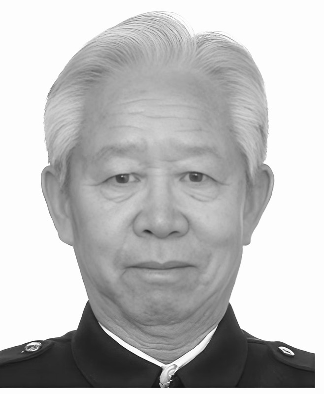 贺传平