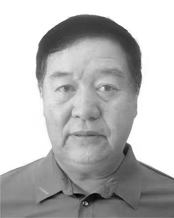 唐英华