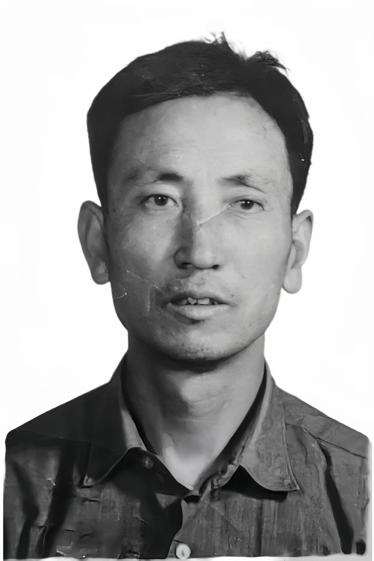 初子新